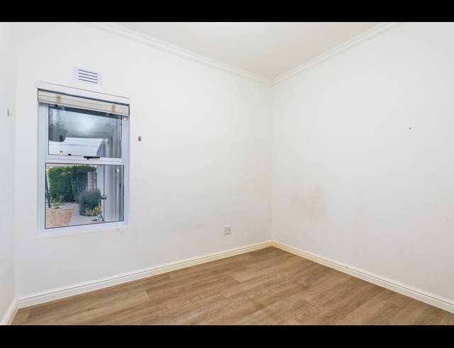 3 BEDROOM FREESTANDING FOR SALE IN SUNNINGDALE